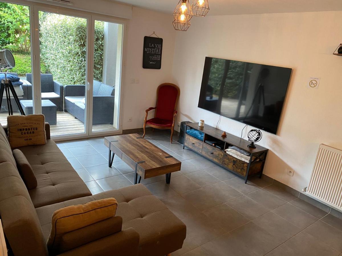 Agreable Loft Aux Portes De Bordeaux Artigues-pres-Bordeaux Exterior photo