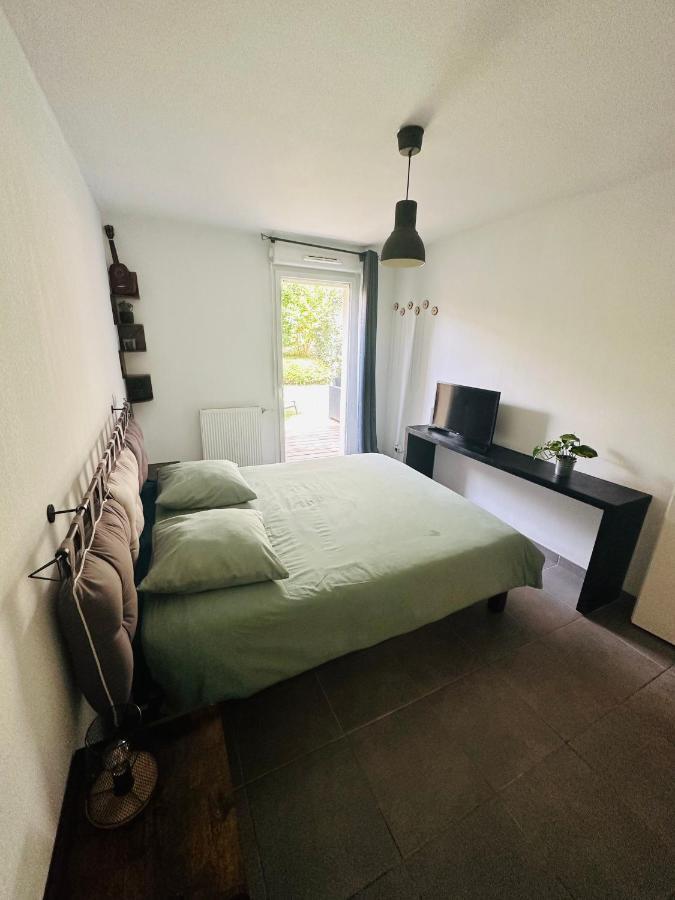 Agreable Loft Aux Portes De Bordeaux Artigues-pres-Bordeaux Exterior photo