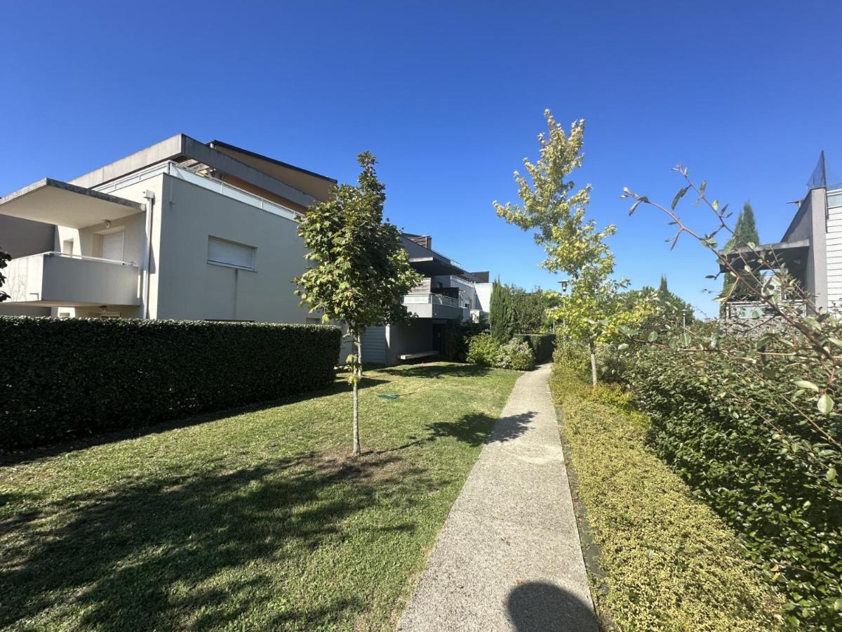 Agreable Loft Aux Portes De Bordeaux Artigues-pres-Bordeaux Exterior photo